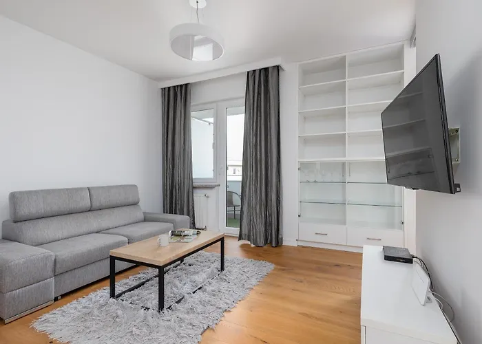 Raginisa Chic By Bookinghost * Szczecin