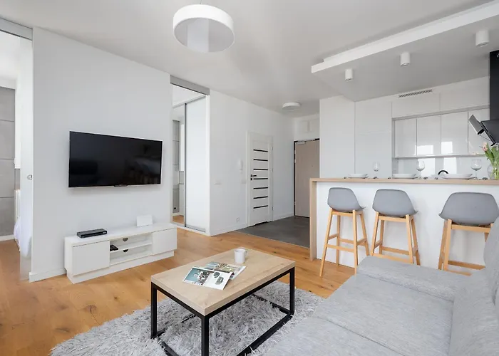 Raginisa Chic By Bookinghost